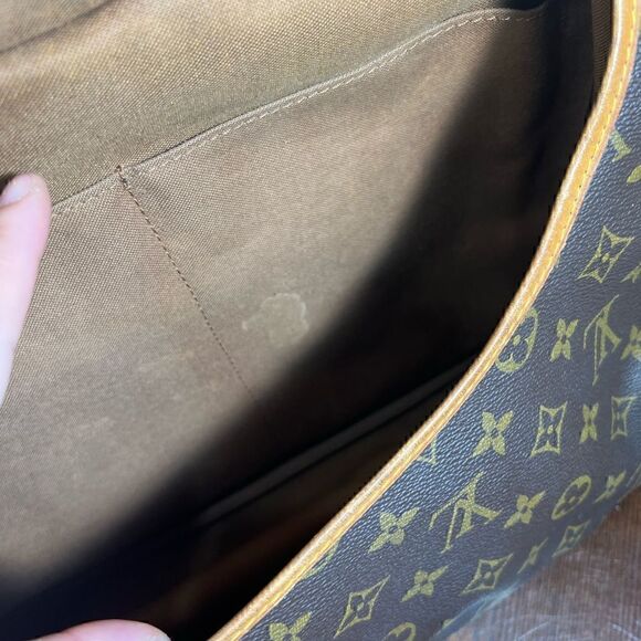 LOUIS VUITTON Monogram Saumur 35 Cross body bag Vintage 1990 Made in France GUC - Picture 11 of 14